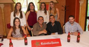 firma de contrato la Ceràmica