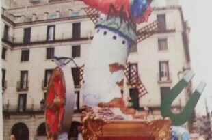 hoguera plaza del ayuntamiento alicante 1981 historia recuerdos oficial andres martorell